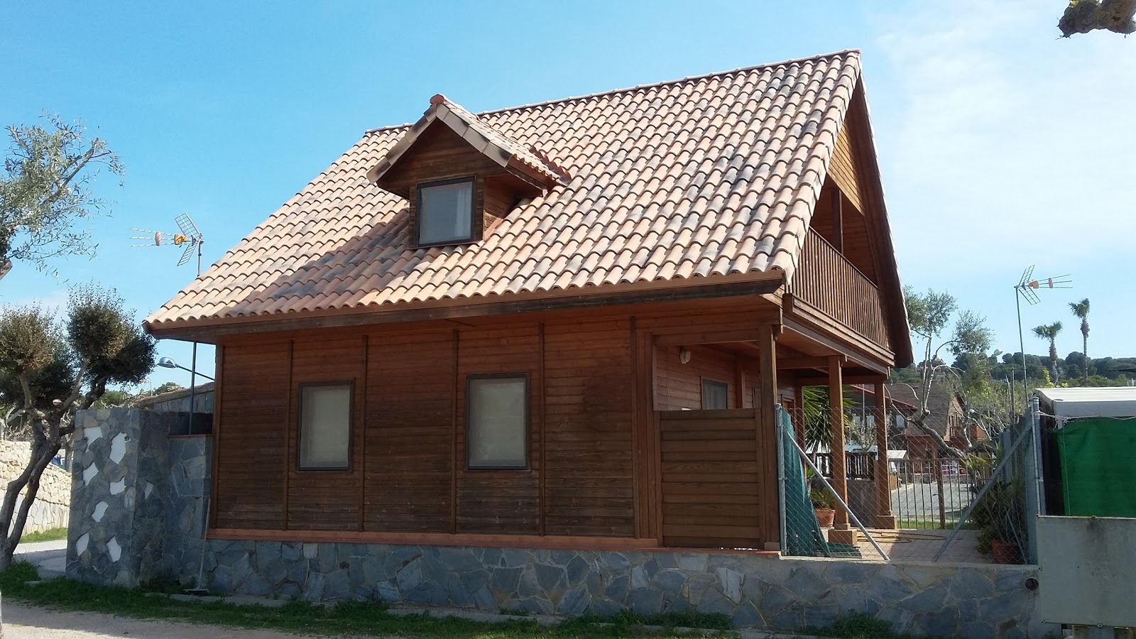 Camping Arc De Bara