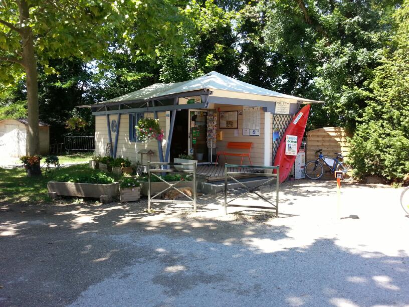 Camping Les Clorinthes