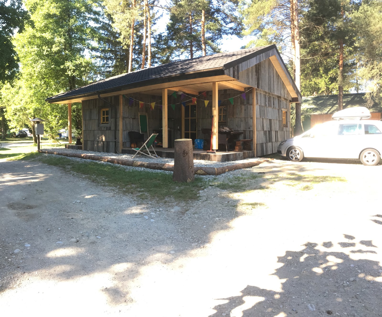 Camping Menina