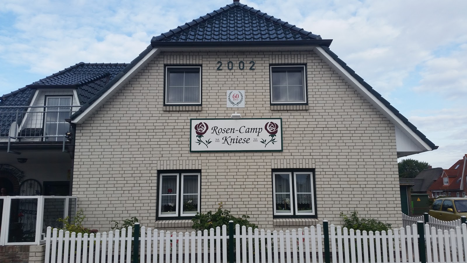 Rosen Camp Kniese