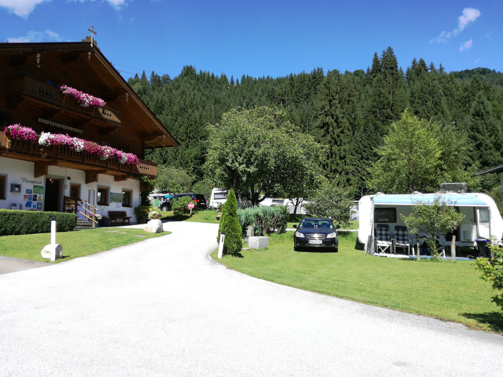 Terrassencamping Schlossberg Itter