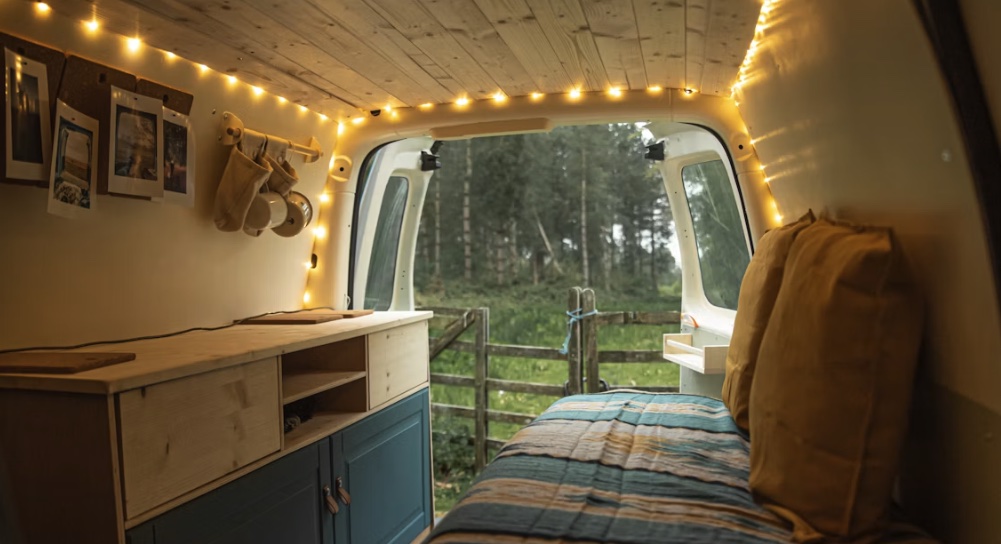 Wohnmobil-Innenausbau: Leichte Materialien
