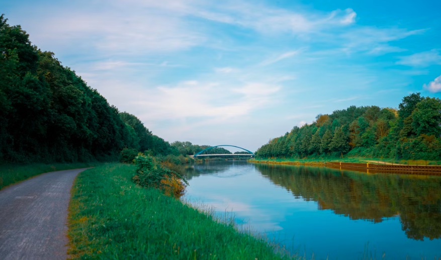 Camping an der Elbe: Herbstradtour